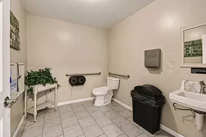 111 & 107 W Ludington Avenue, Ludington, MI 49431 - Photo 40