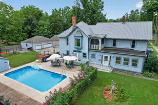 507 Grove St, Hudson, MI 49247 - Photo 2