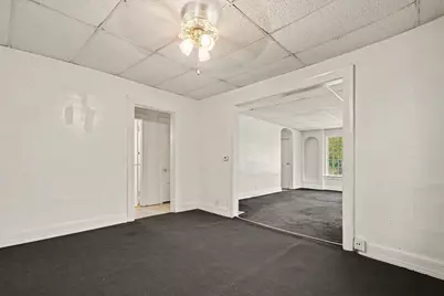 1088 Ogden Avenue, Benton Harbor, MI 49022 - Photo 6