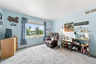 2020 Lakeview Ln, Alanson, MI 49706 - Photo 38