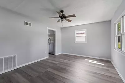 1822 Sycamore Street, Niles, MI 49120 - Photo 2