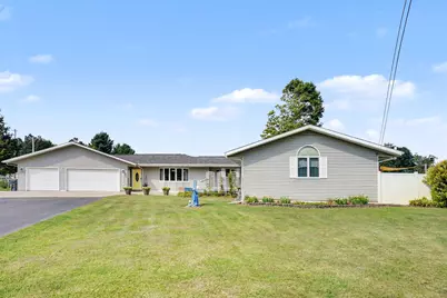 12996 Bayview Drive, Vicksburg, MI 49097 - Photo 4