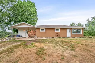 6584 E 96th St, Reed City, MI 49677 - Photo 2