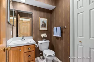 2116 Shetland Dr NE, Grand Rapids, MI 49505 - Photo 26