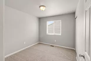 1181 Weatherstone Ln, Howell, MI 48843 - Photo 8