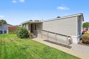 69205 Garver Lake Rd, Edwardsburg, MI 49112 - Photo 4