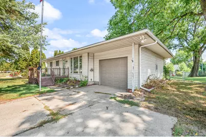 623 Lilac Avenue, Big Rapids, MI 49307 - Photo 2