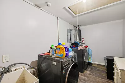 23071 Chippewa Street, Detroit, MI 48219 - Photo 14