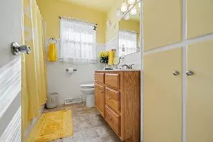 1207 Elkerton Ave, Kalamazoo, MI 49048 - Photo 14