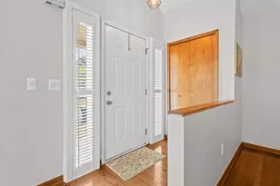 10 Oxford Ct, Dearborn, MI 48124 - Photo 8