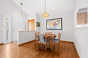 10 Oxford Ct, Dearborn, MI 48124 - Photo 4