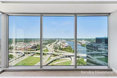335 Bridge Street NW #2305, Grand Rapids, MI 49504 - Photo 6