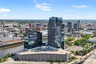 335 Bridge St NW, Grand Rapids, MI 49504 - Photo 32