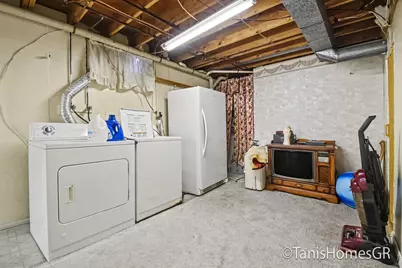 7556 Terrace Lane, Jenison, MI 49428 - Photo 22
