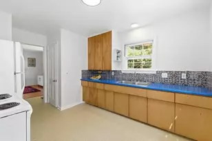 526 Montrose Ave, Kalamazoo, MI 49008 - Photo 14
