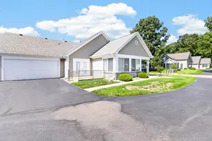 282 Ashton Lake Dr, Battle Creek, MI 49015 - Photo 4