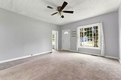128 Floral Avenue, Plainwell, MI 49080 - Photo 4