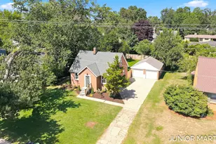 23 E 35th St, Holland, MI 49423 - Photo 6