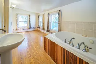 210 S Elm St, Three Oaks, MI 49128 - Photo 38