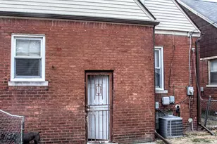 15370 Hartwell St, Detroit, MI 48227 - Photo 4