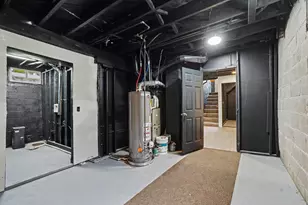 934 Diamond Ave NE, Grand Rapids, MI 49503 - Photo 20