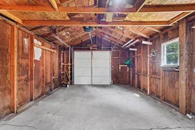 934 Diamond Avenue NE, Grand Rapids, MI 49503 - Photo 22