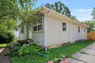 244 Majestic St SE, Kentwood, MI 49548 - Photo 2