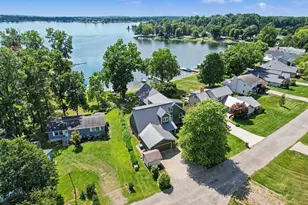 1064 Bayview Dr, Coldwater, MI 49036 - Photo 2