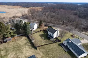 7070 Jamaica Ln, Portage, MI 49002 - Photo 6