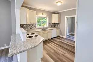 303 Rathburn, Howard City, MI 49329 - Photo 4