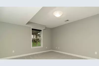 5450 W Heathwood Drive SE, Kentwood, MI 49512 - Photo 20