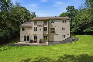 3431 Eagle Valley Ct, Howell, MI 48843 - Photo 6