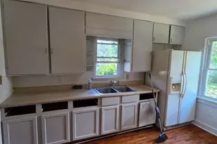 111 E Grand Ave, Muskegon, MI 49442 - Photo 4