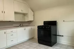 111 E Grand Ave, Muskegon, MI 49442 - Photo 8