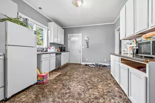 114 S Hayward St, Montgomery, MI 49255 - Photo 10