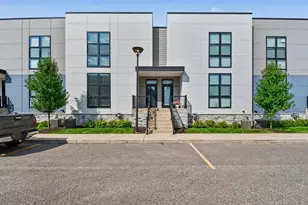 6011 Port View Dr SE, Grand Rapids, MI 49512 - Photo 2
