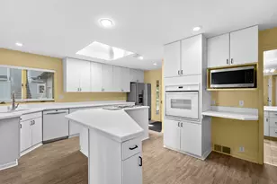 130 Waupakisco Beach, Battle Creek, MI 49015 - Photo 8