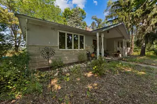 1560 S Hillsdale Rd, Hillsdale, MI 49242 - Photo 36
