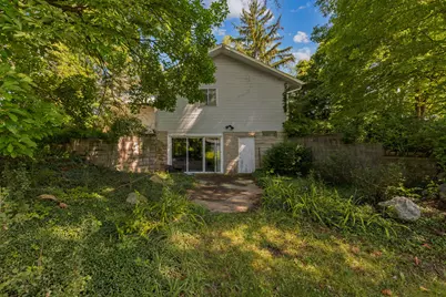 1560 S Hillsdale Road, Hillsdale, MI 49242 - Photo 8