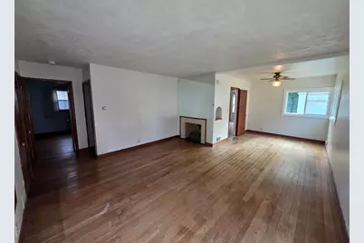 224 N Clinton Street, Charlotte, MI 48813 - Photo 6