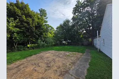 224 N Clinton Street, Charlotte, MI 48813 - Photo 24
