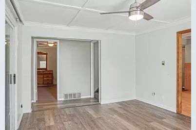 703 Best Street, Vicksburg, MI 49097 - Photo 12