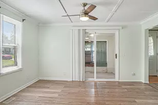 703 Best St, Vicksburg, MI 49097 - Photo 10