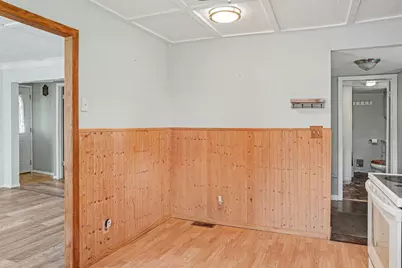 703 Best Street, Vicksburg, MI 49097 - Photo 8