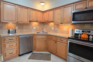 819 Elm St, Manistee, MI 49660 - Photo 26
