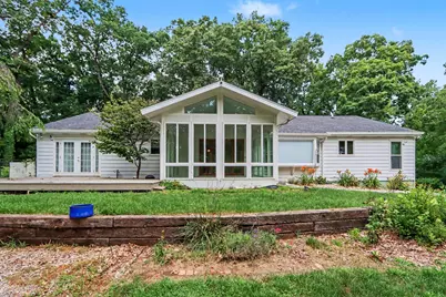 233 Dogwood Trail, Battle Creek, MI 49017 - Photo 2
