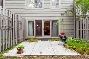 605 Watersedge Dr, Ann Arbor, MI 48105 - Photo 32
