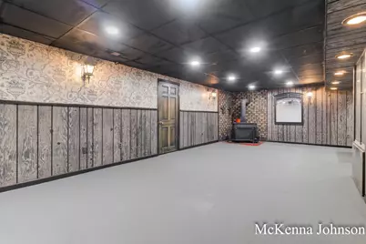 299 N Brooks Road N, Muskegon, MI 49442 - Photo 46