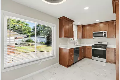 4813 Lutz Drive, Warren, MI 48092 - Photo 10