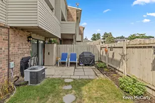 6247 Acropolis Dr SE, Grand Rapids, MI 49546 - Photo 28